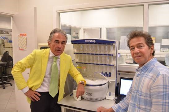 Fernando Albericio and Gerardo Acosta with Liberty Blue